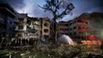 etgar keret: fünf uhr morgens in tel aviv: gedanken vom fußboden meiner wohnung