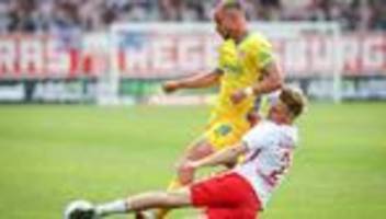 transfers: arminia bielefeld holt abwehrspieler handwerker