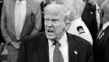 donald trump: der präsident legt feuer