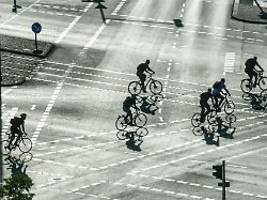 Nachholbedarf auf dem Land: 70 Prozent der Radfahrer fühlen sich im Straßenverkehr nicht sicher