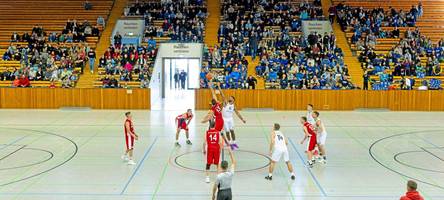 tv augsburg steigt ab und hat einen neuen trainer