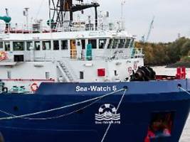 seit 2015: zehntausende bei flucht übers mittelmeer gestorben