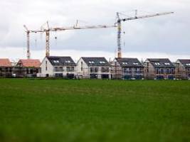 vor allem einfamilienhäuser: in deutschland wird wieder mehr gebaut