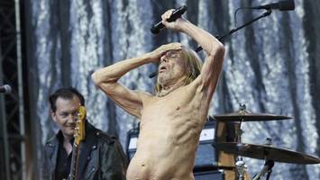 immer vollgas: iggy pop schont sich im stadtpark keine sekunde lang