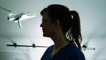 häusliche gewalt: selbst wenn eine frau schweigt: ihr körper tut es nicht