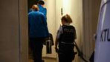 mann vorläufig festgenommen: 31-jährige in hagen von lebensgefährten erstochen