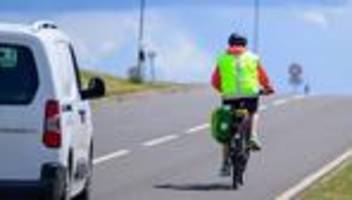 radtourismus: zwei gänge hoch - grüne fordern mehr tempo bei radwege-bau