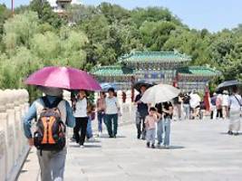 Auch Trump-Effekt erwartet: Krisen dämpfen China-Tourismus enorm
