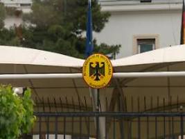 Konflikt im Nahen Osten: Auswärtiges Amt ruft Familien von Diplomaten zur Ausreise auf