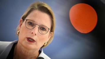 klage als waffe: wie ein neues gesetz die meinungsfreiheit schützen soll