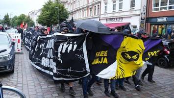 Aktivistin Maja T. in Hungerstreik: Demo in der Schanze