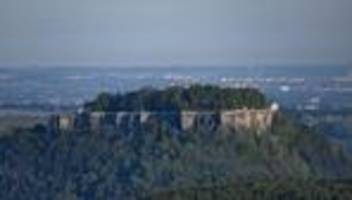 tourismus: festung königstein wirbt mit kanonenkugeln in china