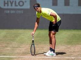 Weiß auch nicht, was es war: Erbrechen und Knie-Treffer: Zverev kämpft sich ins Halbfinale