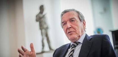 Gerhard Schröder soll Untersuchungsausschuss in Schwerin amtsärztliches Attest vorlegen