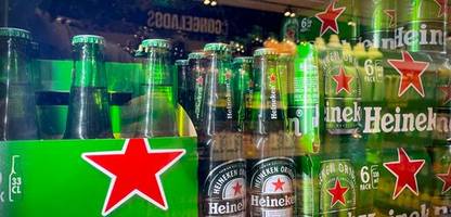 kongo: heineken schließt brauereien im osten des landes und zieht belegschaft ab