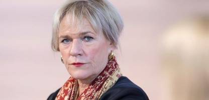 simone oldenburg: kmk-präsidentin über gedenkstättenbesuche von schulklassen