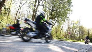 verfolgung im ammerland: biker flieht vor polizei