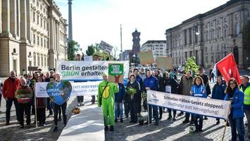 vom schwierigen umgang mit dem willen des volkes
