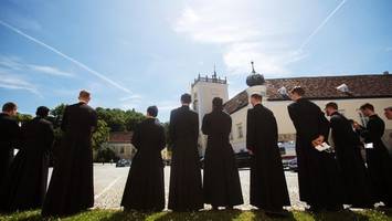 Schweres Verbrechen? Papst schickt Ermittler nach Österreich