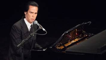 Elbphilharmonie: Nick Cave macht sich über teuerste Plätze lustig