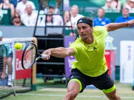 tennis: medwedew stoppt zverev in einem hochklassigen match