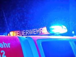 Drama in Wilhelmshaven: Kind stirbt bei Brand - mehrere Schwerverletzte