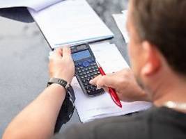 Experten geben Tipps: Überschuldung: So werden Sie Ihre Geldsorgen wieder los