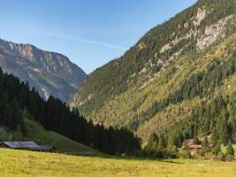 Vor den Augen ihres Partners: 28-jährige Deutsche stürzt in den Alpen 280 Meter in den Tod