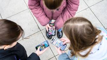 handyverbot: was stormarns schulen jetzt planen