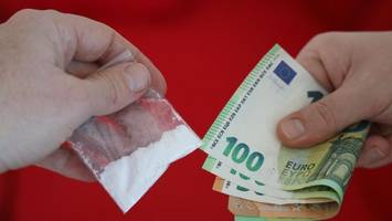 Polizei stellt 27 Kilo Kokain in Wohnung sicher – Festnahme