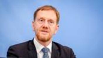 Einigung über Kostenverteilung: Kretschmer zu Einigung: Kommunen vollständig entlastet