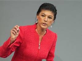 Kritik an Enquetekommission: Wagenknecht fordert Amnestie für Corona-Strafen