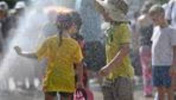 Gesundheitsgefahren: Hitze in Hessen - Wie können Kita-Kinder geschützt werden?