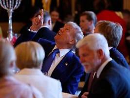 Historisch kurzes Gipfel-Treffen: Nato-Staaten ringen um Einigkeit bei Verteidigungsausgaben