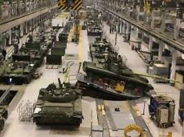 Nur noch 2000 alte Modelle da?: Russlands Panzer-Produktion am Anschlag - trotzdem drohen massive Engpässe