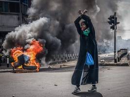 Ostafrika: Junge Kenianer wehren sich gegen die Brutalität der Polizei