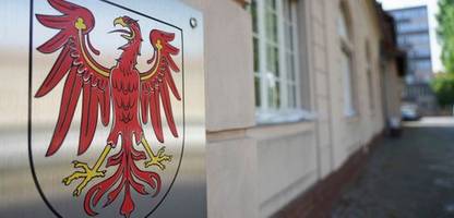 Brandenburg: Verfassungsgericht bestätigt Corona-Maskenpflicht nach Normenkontrollklage der AfD-Landtagsfraktion