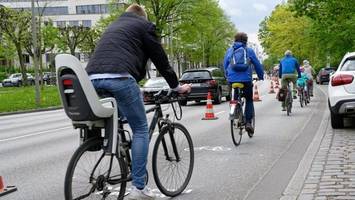 willy-brandt-straße wird fahrrad-paradies – aber nur für kurze zeit