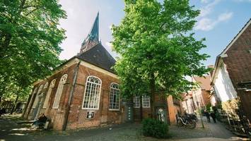 „wunder von elmshorn“: anonymer spender schenkt kirche 125.000 euro