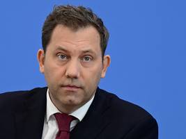 rekordhaushalt 2025: klingbeils schuldenwette geht noch nicht auf