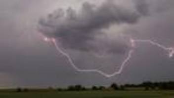 wetteraussichten: unbeständiges wetter in hessen - zum wochenende freundlicher