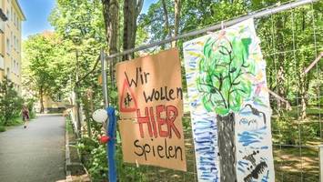 „Krimi“ um Hof-Häuser: So erzwingt Pankow die Zaunöffnung