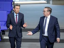 spd-parteitag und das „russland-manifest“: sozialdemokraten zwischen kriegsangst und aufrüstung