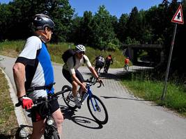 Reißzwecken und Nägel gestreut: Die Wut auf Rennradfahrer im Münchner Süden steigt