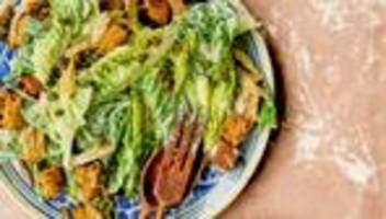 Caesar Salad mit geräucherter Makrele: Des Kaisers neuer Salat