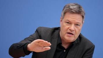 neuer job für robert habeck: ex-vizekanzler wird moderator