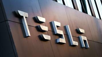 e-autohersteller tesla: musk-vertrauter afshar verlässt tesla – jüngster abgang auf führungsebene