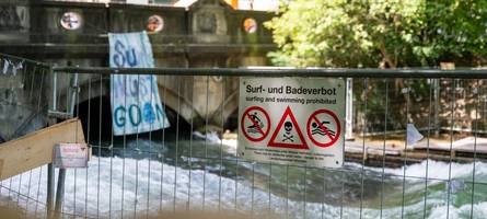 nach dem tödlichen unfall ist die eisbachwelle wieder geöffnet