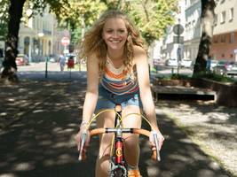 film: fahrradsattel-orgasmus, version 2025