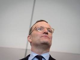 wegen russischer aggression: spahn: deutschland braucht zugriff auf atomwaffen